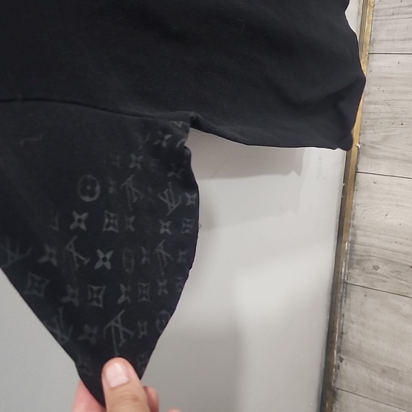 Louis Vuitton shirt - Picture 5 of 8